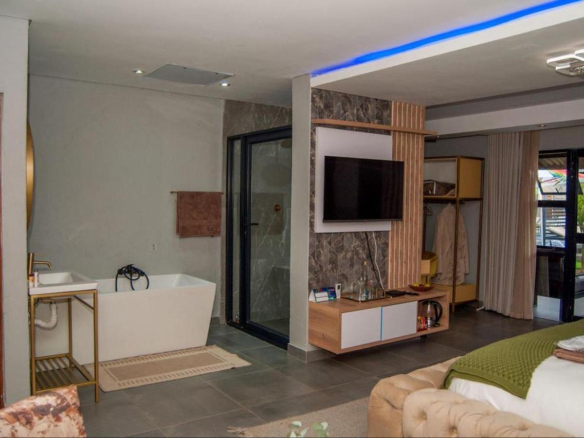 The Lux Hotel And Resorts Louis Trichardt Extérieur photo