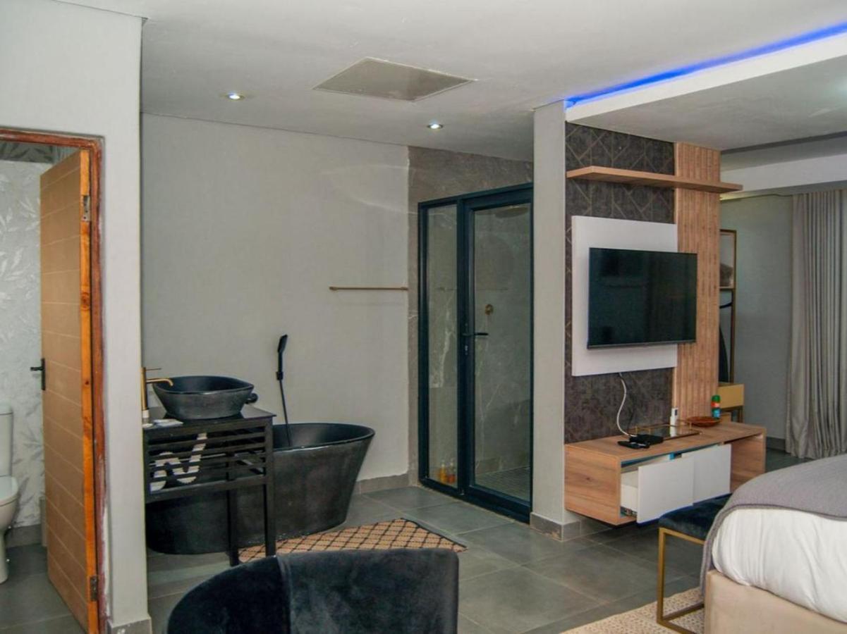The Lux Hotel And Resorts Louis Trichardt Extérieur photo