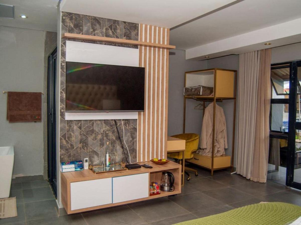 The Lux Hotel And Resorts Louis Trichardt Extérieur photo